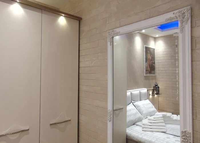 S33 Pekovic Apartment *